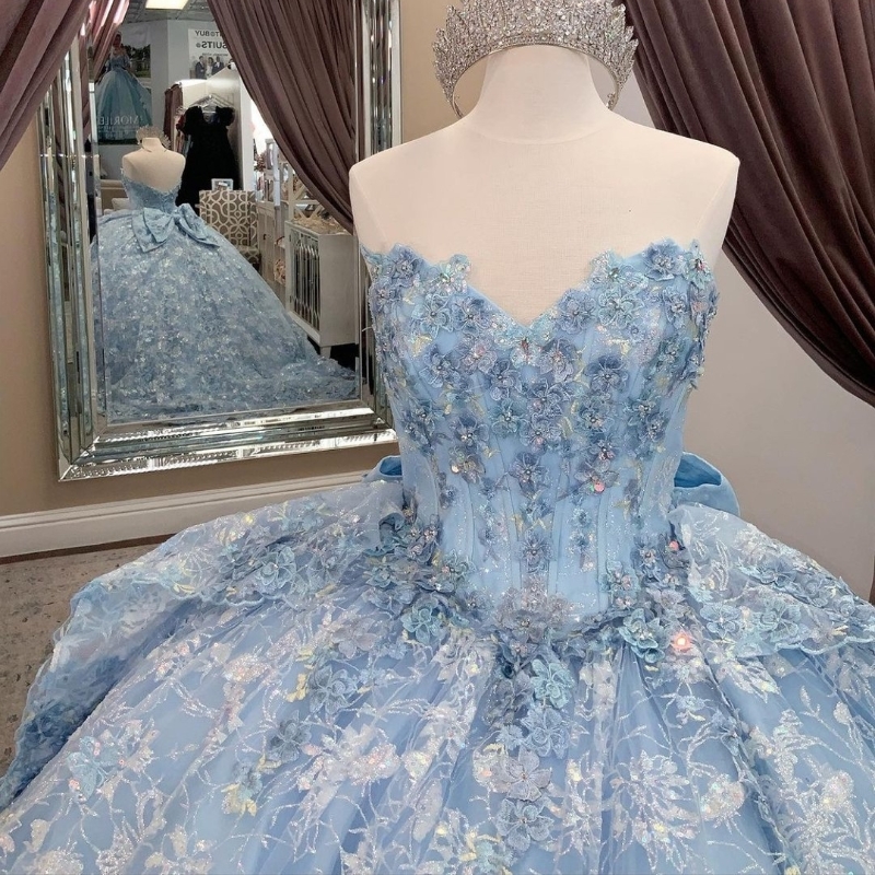 スカイブルーシャイニーセクシーオフショルダービーズアップリケレースボールガウンQuinceaneraドレスVestidos de 15 Anos