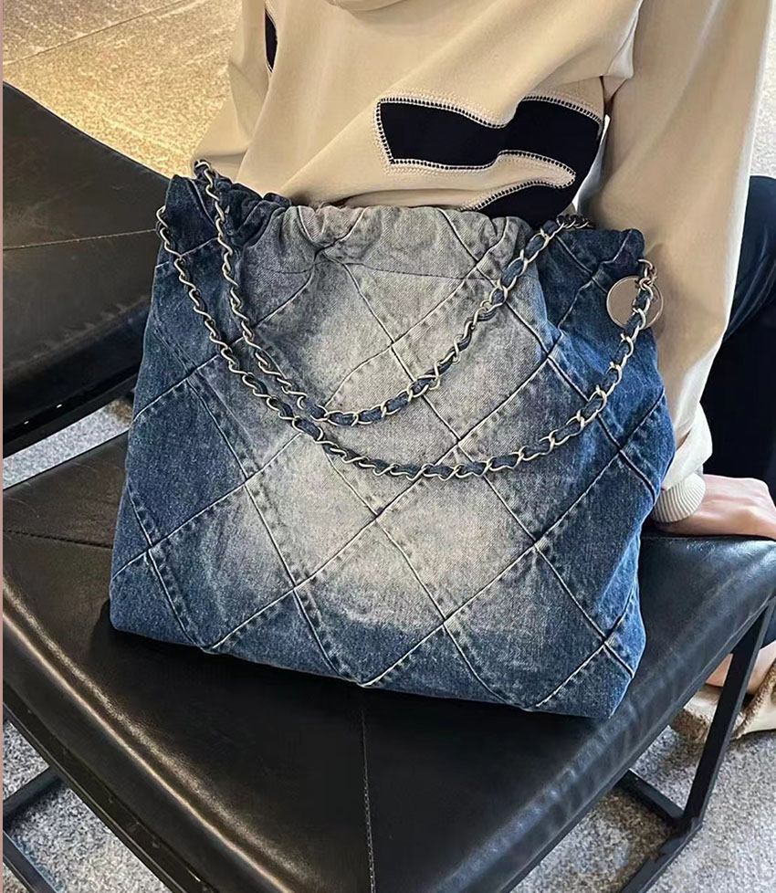 Lyxdesigner CC Bag Högkvalitativ tygväska Kvinnor Män kopplingskedja shoppare hobo 22 väska grossist mode korsbodi axel mini tote handväska rosa väskor