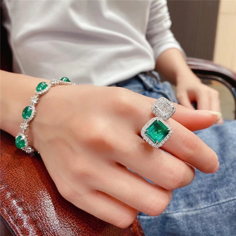 2023 inS TOP Sell Wedding Rings Sparkling Luxury Jewelry 925 Sterling Silver Princess Cut Emerald Party CZ Diamond Promise 여성 조정 가능한 오픈 반지 선물