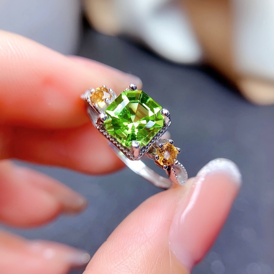Women Olive Green Geometric Square Ring lady Princess Square zircon Diamond white gold plated fashion Jewelry Gift Opening Adjustable