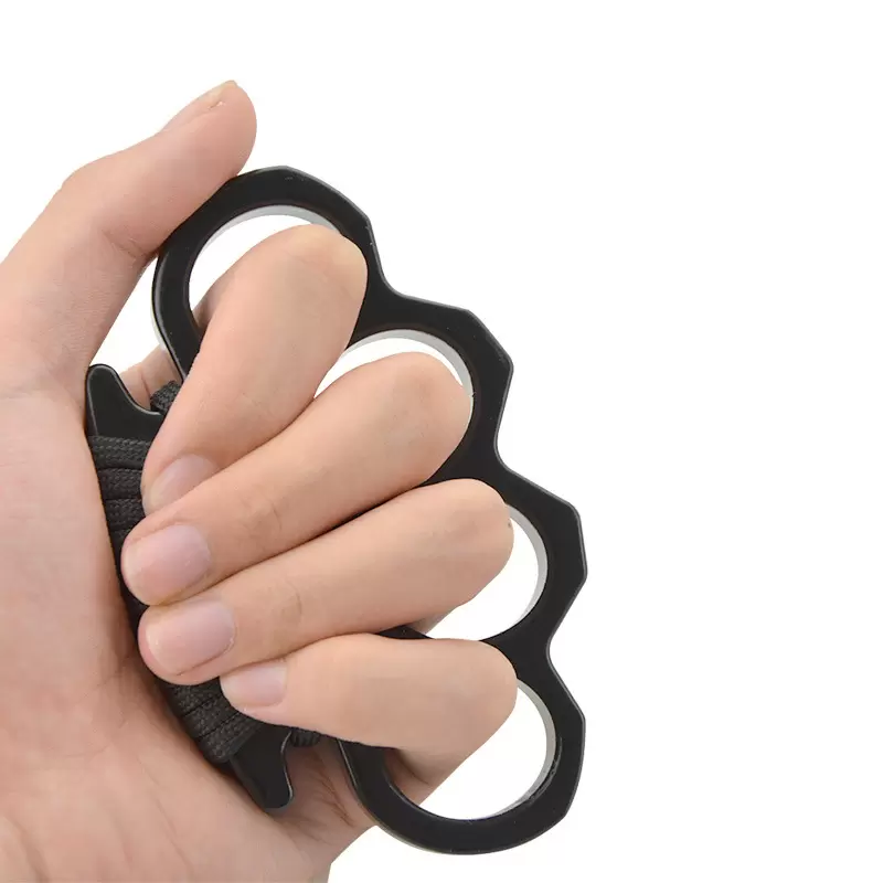 NIEUWE ARIVAL ZWART ZILVEREN KLIJST Legering Knuckles Duster Buckle Male en vrouwelijke zelfverdediging vier vinger