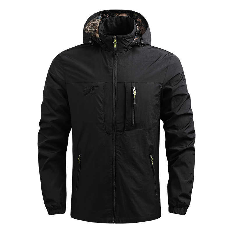 Giacche da esterno Felpe con cappuccio Giacca impermeabile calda da uomo Shark Soft Shell Giacca a vento tattica militare Cappotto con cappuccio casual di alta qualità Capispalla da esterno maschile 0104