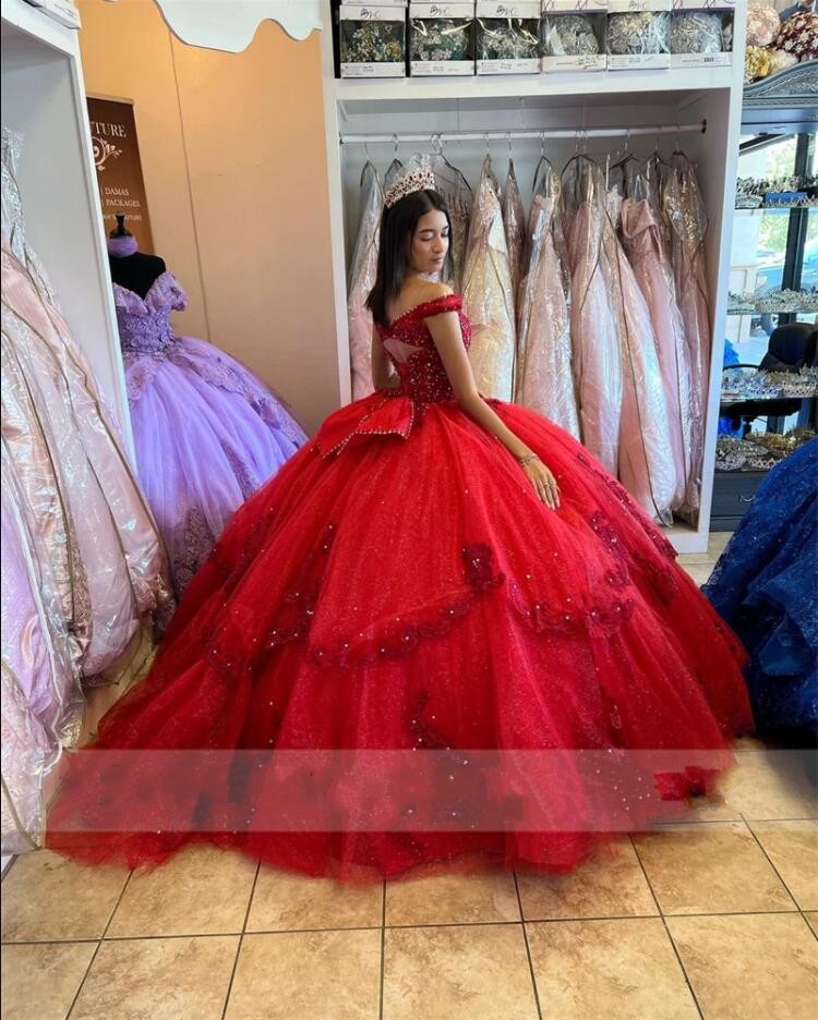 Sparkly Tulle Rouge Quinceanera Robes 2023 Puffy Ball Robes Dentelle Applique Perles Paillettes De L'épaule Plus La Taille Sweet 16 Robe