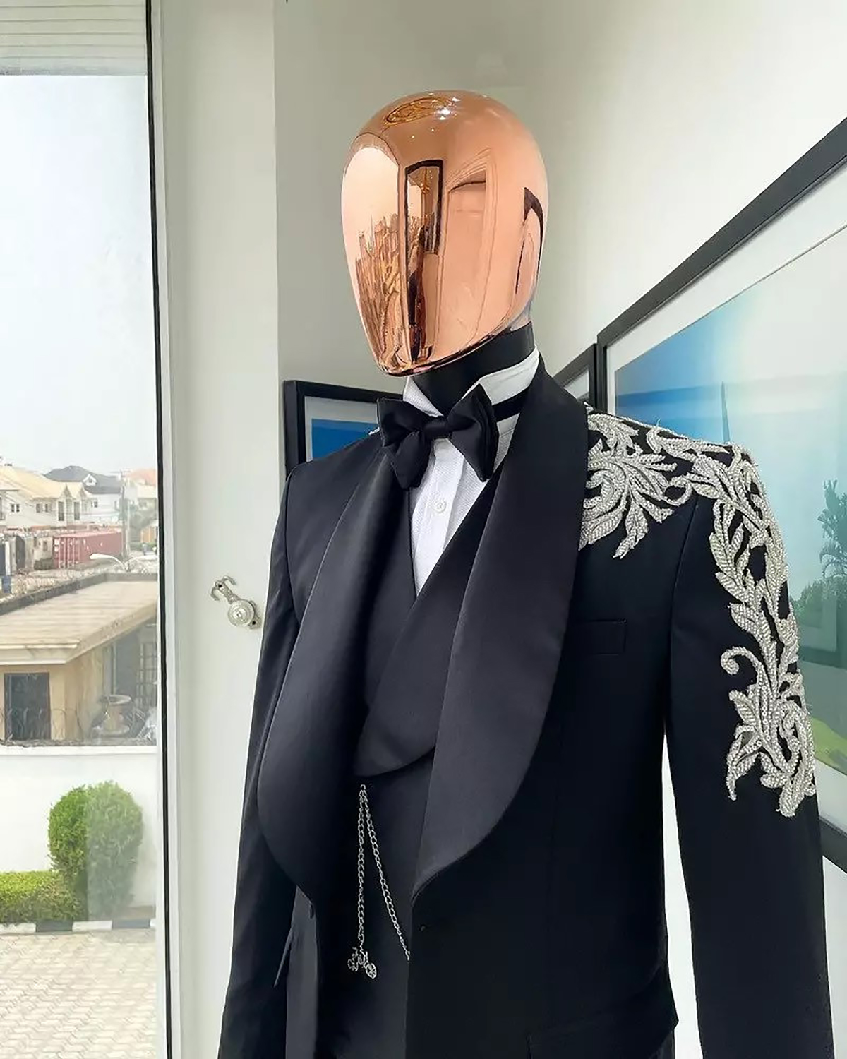 Tuxedos de casamento de uma peça Men mede os candidatos modernos formal um botão de ajuste personalizado bolsões de lapela entalhados no noivo três pacotes