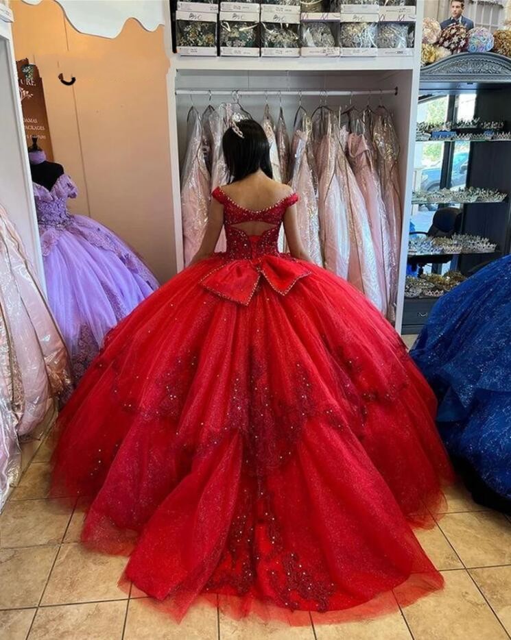 Sparkly Tulle Rouge Quinceanera Robes 2023 Puffy Ball Robes Dentelle Applique Perles Paillettes De L'épaule Plus La Taille Sweet 16 Robe