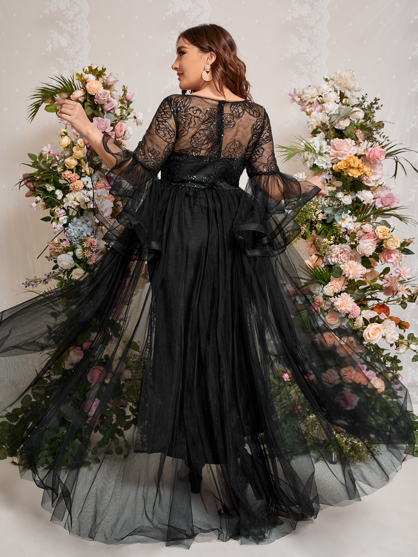 Robes de soirée noires à paillettes grande taille avec train détachable Robes de bal manches longues Sheer Bateau Décolleté Sirène Robe d'occasion spéciale