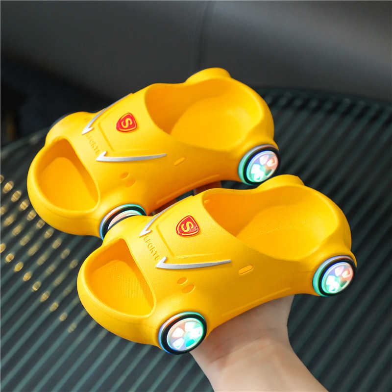 Slipper 2022 Kids Glowing Slippers Cartoon Car Boys Summer LED Sandals Anti-Slip Waterproof Kids Girls Slippers Flashing Baby Shoes New T230302