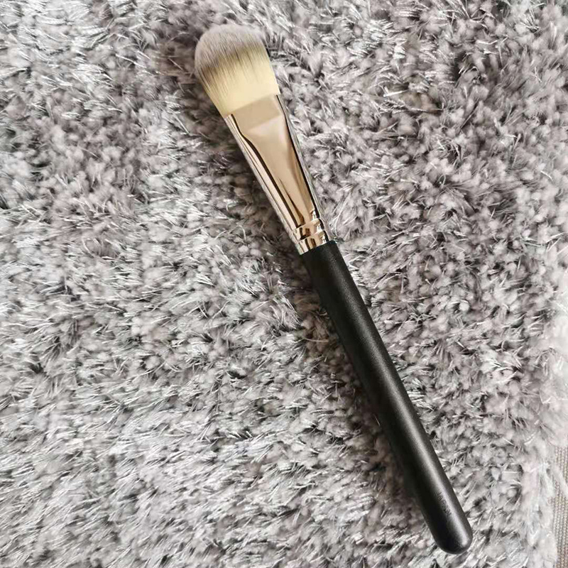 #190 Foundation Brush Pinceaux de maquillage plats Pinceaux à poudre Manche en bois