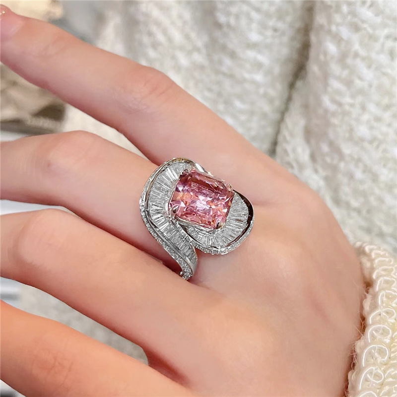 Luxury Geometric Full Inlaid Pink White Diamond 925 Sterling Silver Engagement Rings for Women Bride Bridesmaid Wedding Jewelry Sisters Gifts