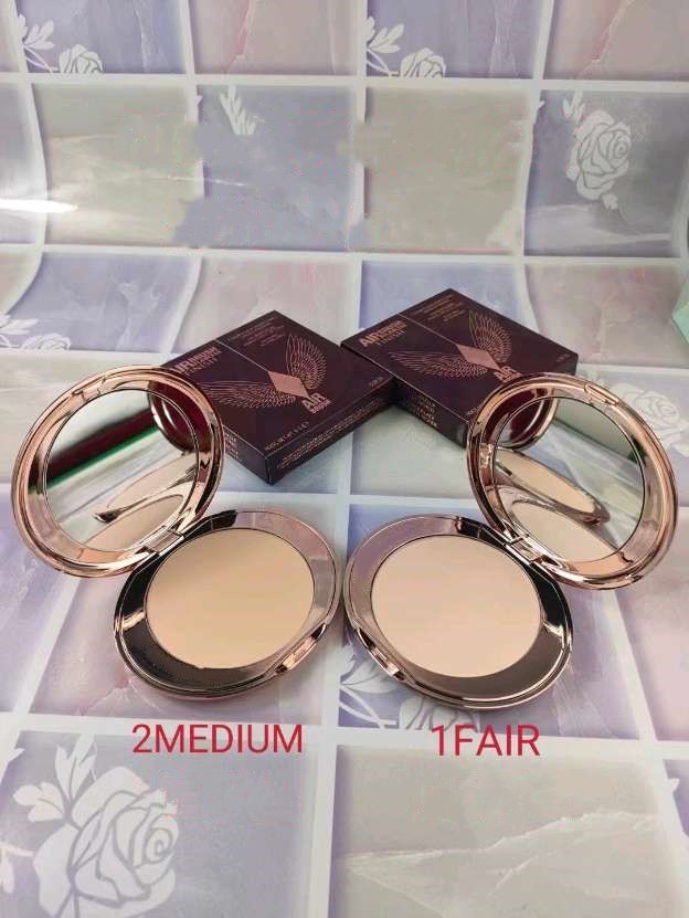 Grossist Airbrush Flawless Finish Powder Fair Medium 8g New Box Naturlig Långvarig Ansikte Pefecting Pressad Inställning Micro Cake Powders Berömd makeup för all hud