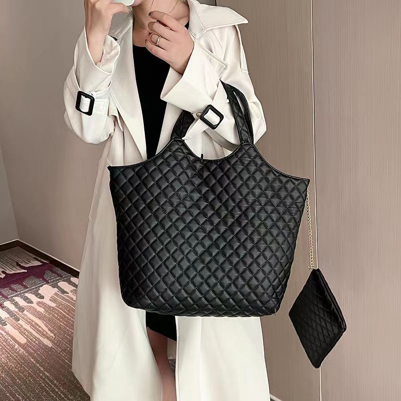 Designer kvinnor extra stora shoppingväskor quiltad läder handväska kvinna mode tote väska axel väska lady shopper totes 2023