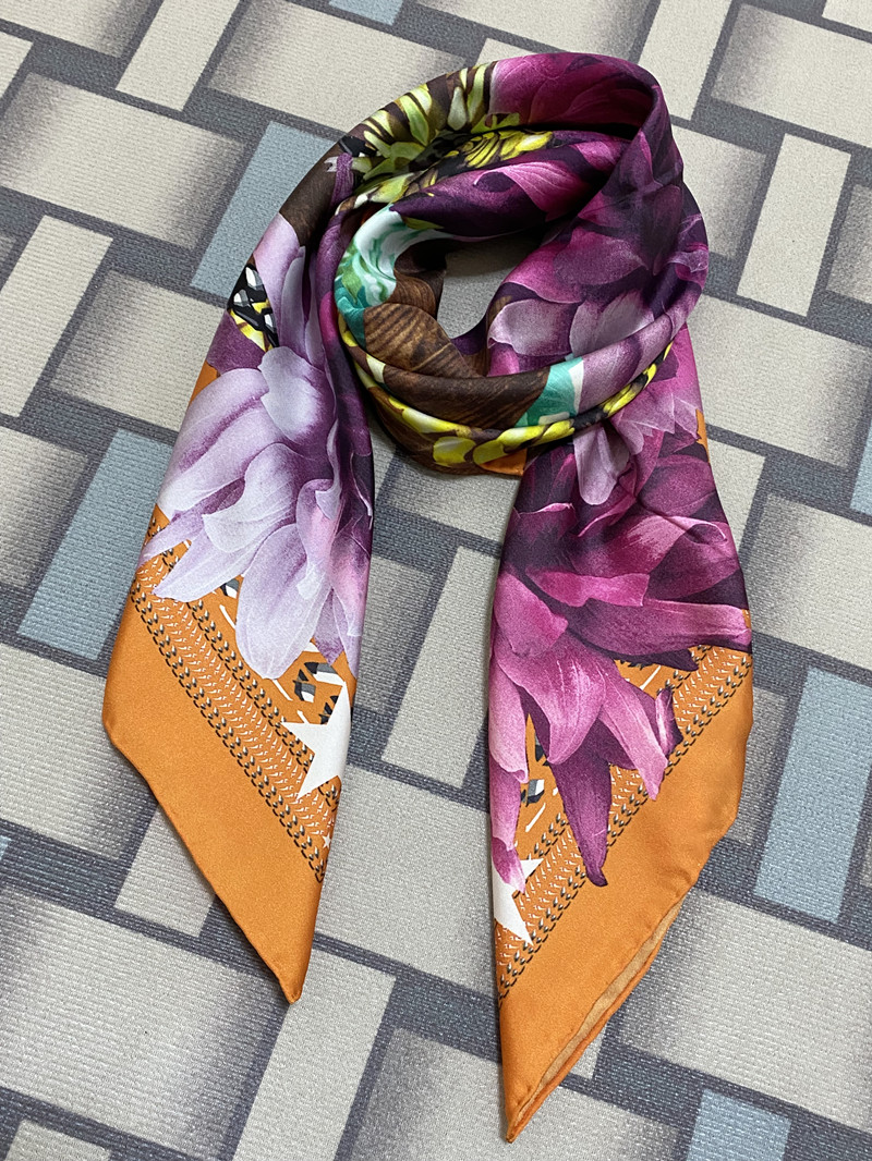 Écharpe carrée pour femmes, foulards de bonne qualité, 100% soie sergée, couleur orange, pinte, lettres, étoiles, motif floral, taille 90cm - 90cm