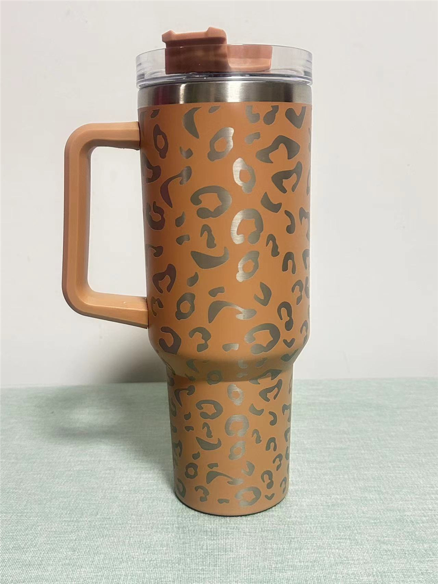 Copo reutilizável com estampa de leopardo de 40 onças com alça e palha de aço inoxidável isolado caneca de viagem copo isolado manter Dri5864181