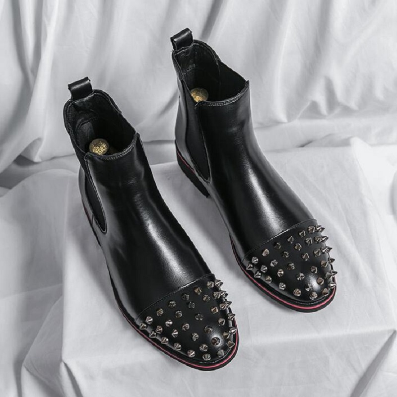 Spiked Ankle Boots Men Round Toe Black Cow Leather Rivet Thick Bottom Shoes Men Winter Martin Boots Da026