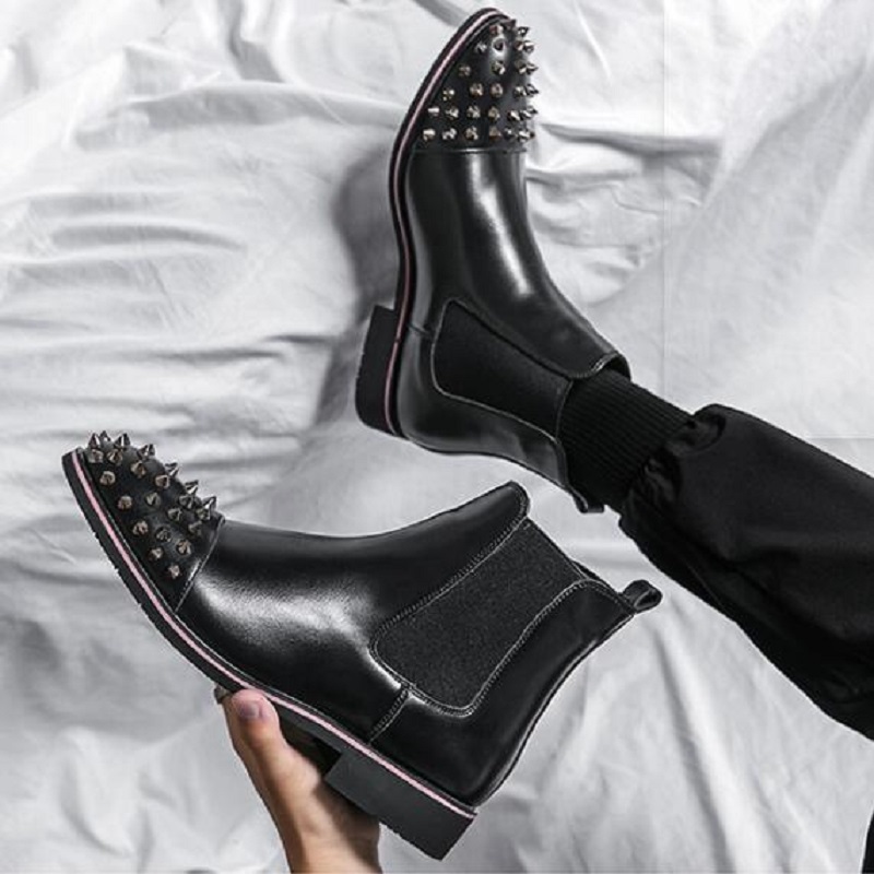 Spiked Ankle Boots Men Round Toe Black Cow Leather Rivet Thick Bottom Shoes Men Winter Martin Boots Da026