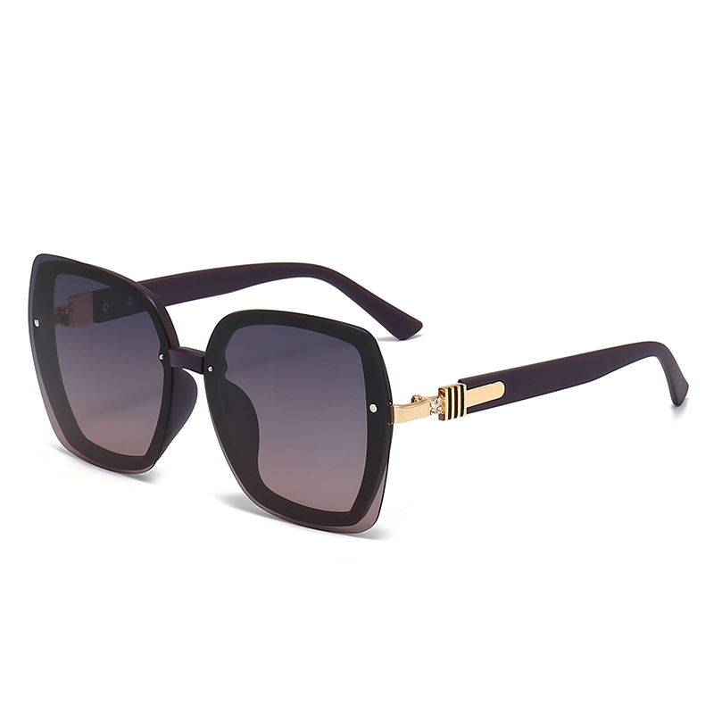 2023 Modedesigner Sonnenbrille Hohe Qualität Sonnenbrille Frauen 605 Männer Brille Damen Sonnenbrille UV400 Objektiv Unisex mit Box286R