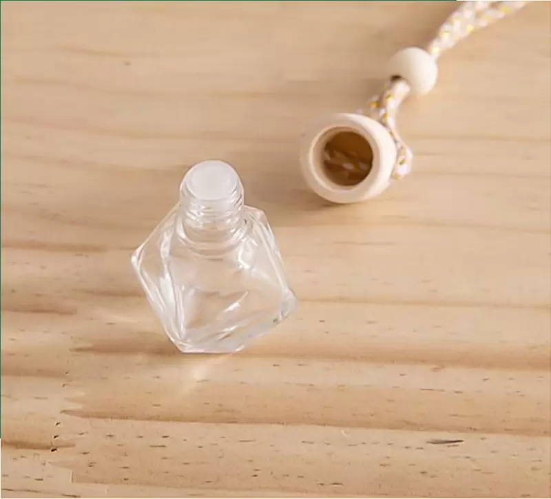 Rhombic Essential Oils Diffusers Car Pendant Perfume Bottle Glass Ornaments Empty Bottles Round Wooden Lid Air Freshener