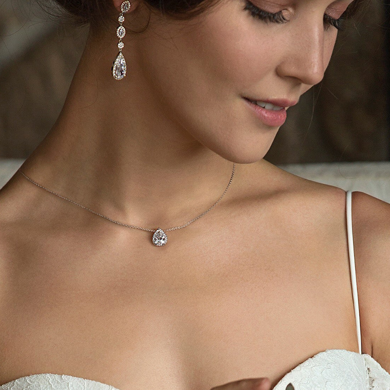 Lyxiga crysatls brud smycken upps￤ttningar f￶r br￶llop glittrande strass vatten droppe ￶rh￤ngen halsband kvinnor formella evenemang prom smycken set tillbeh￶r cl1692