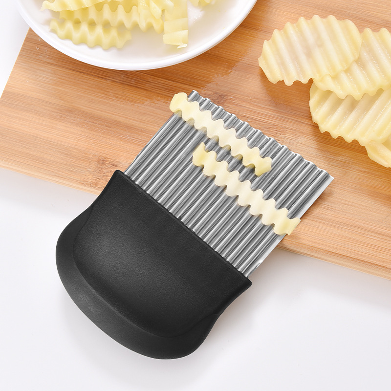 Vegetable Tools Stainless Steel Potato Chip Slicer Dough Kitchen Vegetable Fruit Crinkle Wavy Slicer Knife Potatoes Cutter Chopper French Fry Maker zxf125