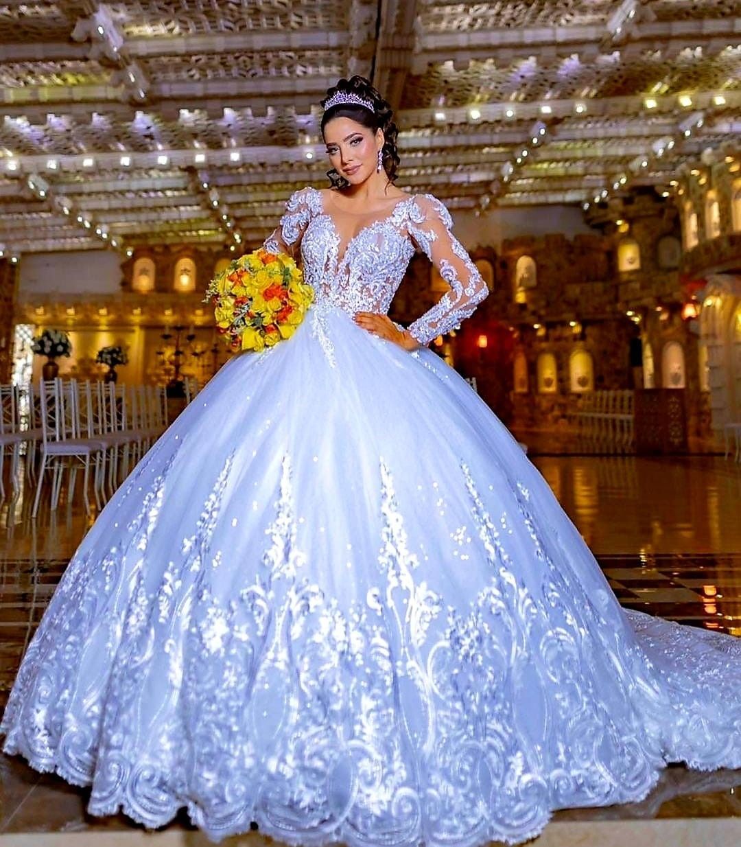 2023 Afrikanisches Ballkleid-Hochzeitskleid, A-Linie, Juwelenausschnitt, Illusion, Arabien, Spitze, Applikationen, Kristallperlen, lange Ärmel, Übergröße, Tüll, Brautparty-Kleider, Robe De Marriage