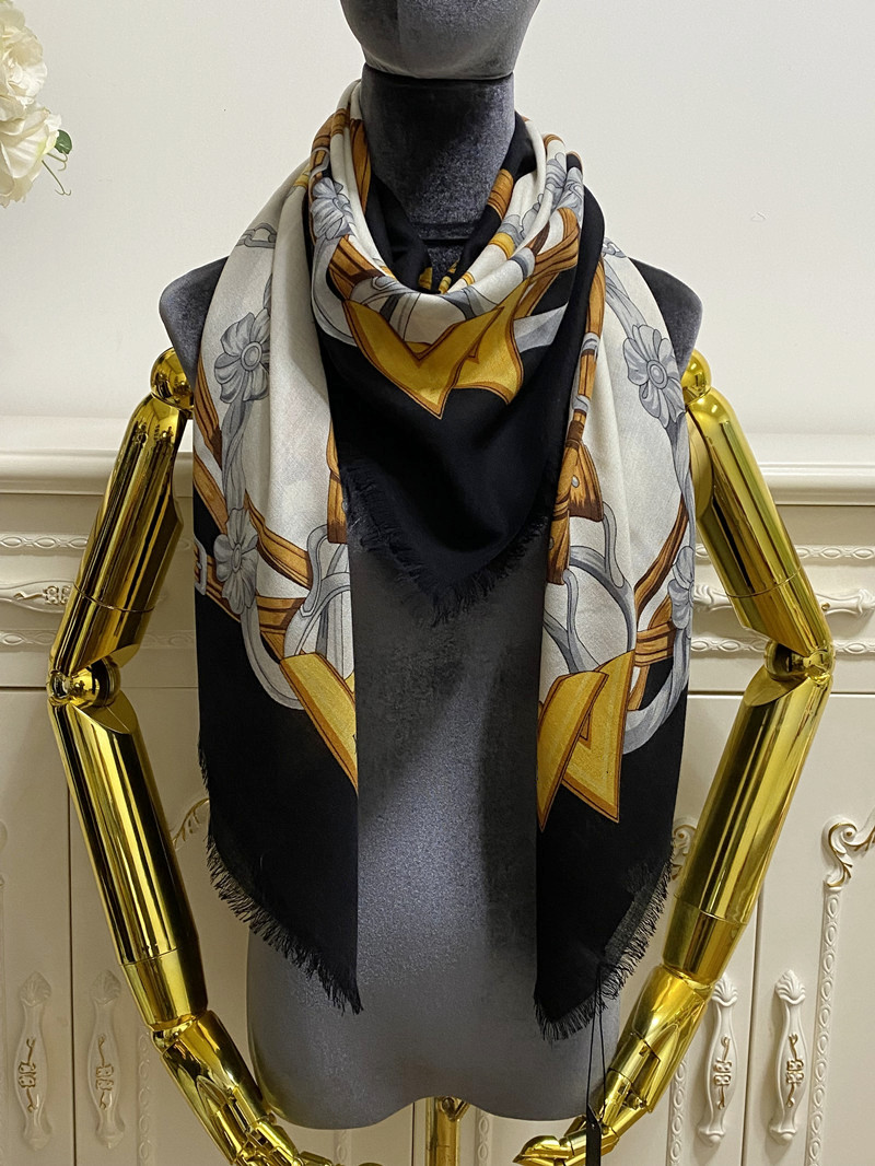 女性の四角いスカーフサイズ130 cm -130cm 100％カシミア素材プリントレターパターン美しいパシュミナショール266Q