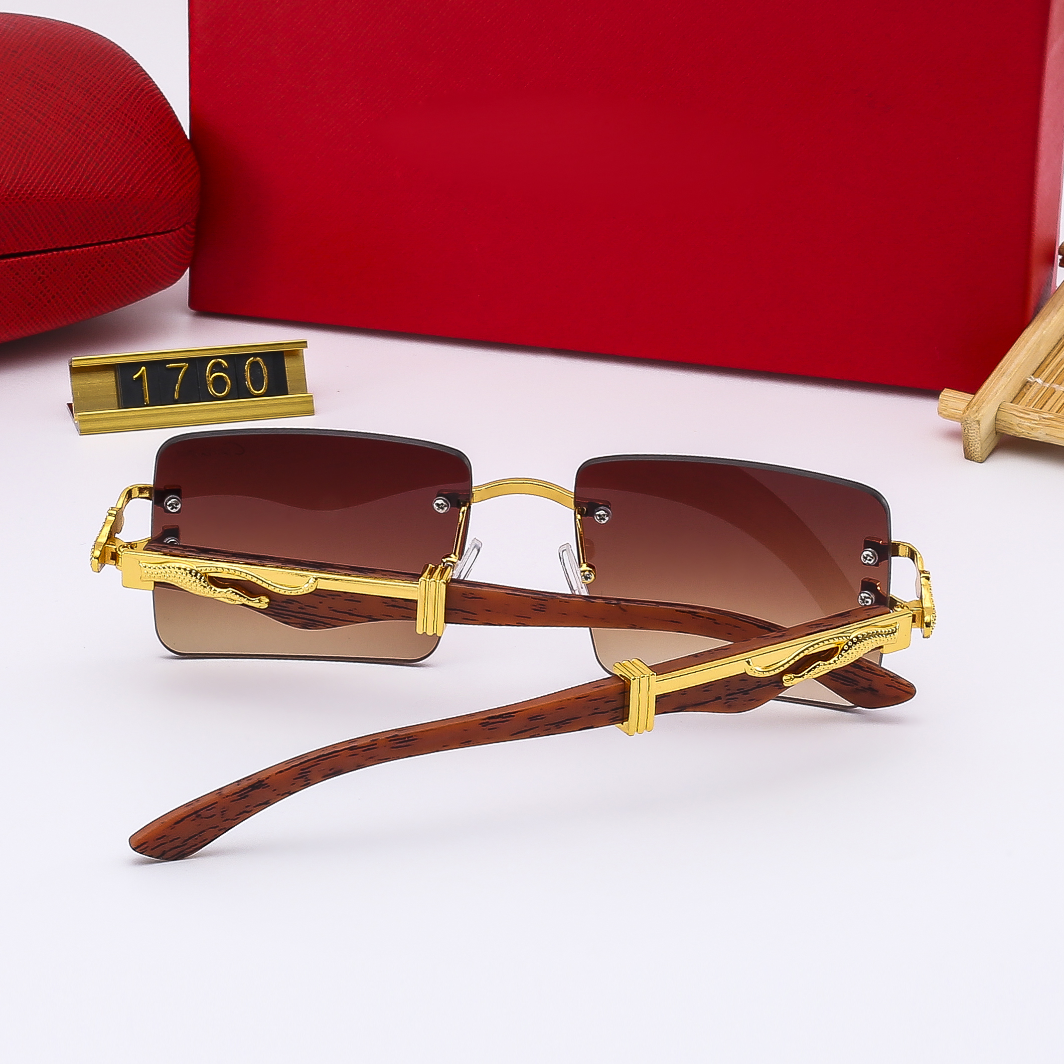 Gafas de moda para hombre Gafas de sol de leopardo rectángulo sin marcos de gafas de borde para mujer diseñador brazos de madera leopardo dorado Timeles320x