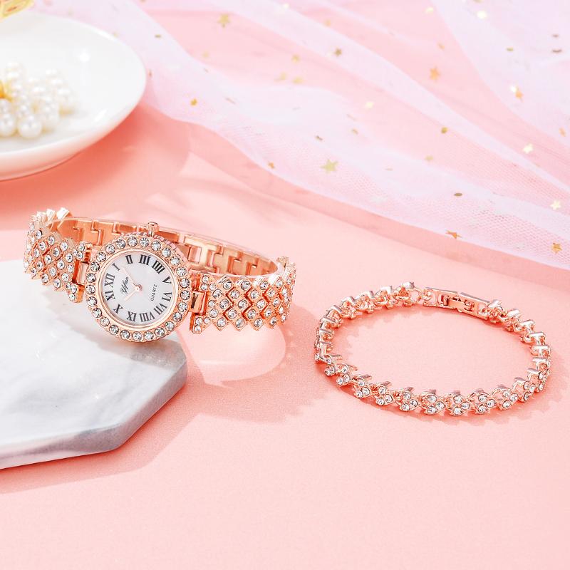 Relógios de pulso Ladies Quartz Watch Rhinestone Bracelet Combination Conjunto de temperamento elegante Relojeswatcheswatches300j