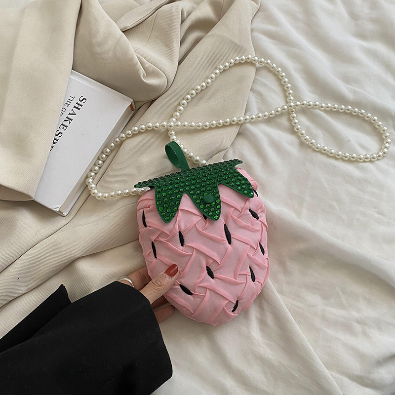 Sweet Strawberry Bag Fashion Lovely Pearl Chain Single Shoulder Bag Women's bag