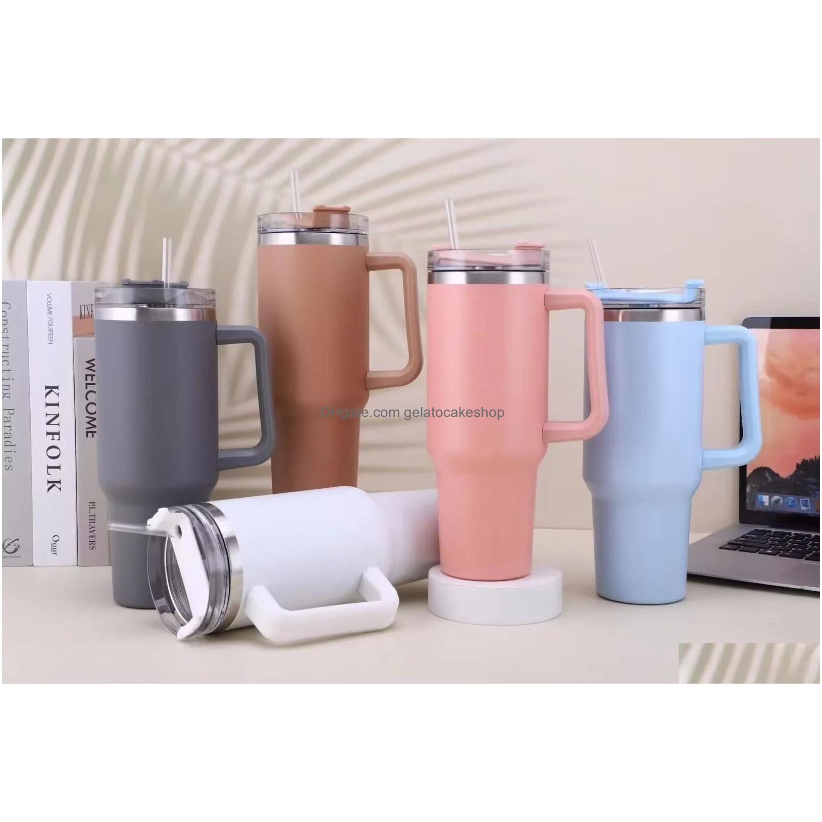 Tumblers Tumbler en acier inoxydable de 40 oz avec poignée colorée Tasse de bière de grande capacité Bouteille d'eau insérée en plein air Cam Cups Couvercle Fy5528 D296v