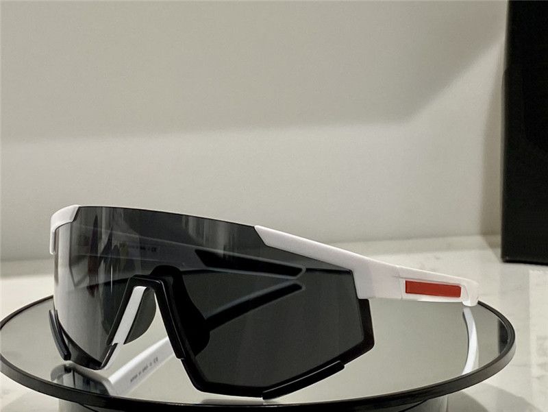 Дизайнерские солнцезащитные очки для женщин в стиле моды защищают глаза UV400 Lens Lens SPS04W SPR17WF щедрый авант
