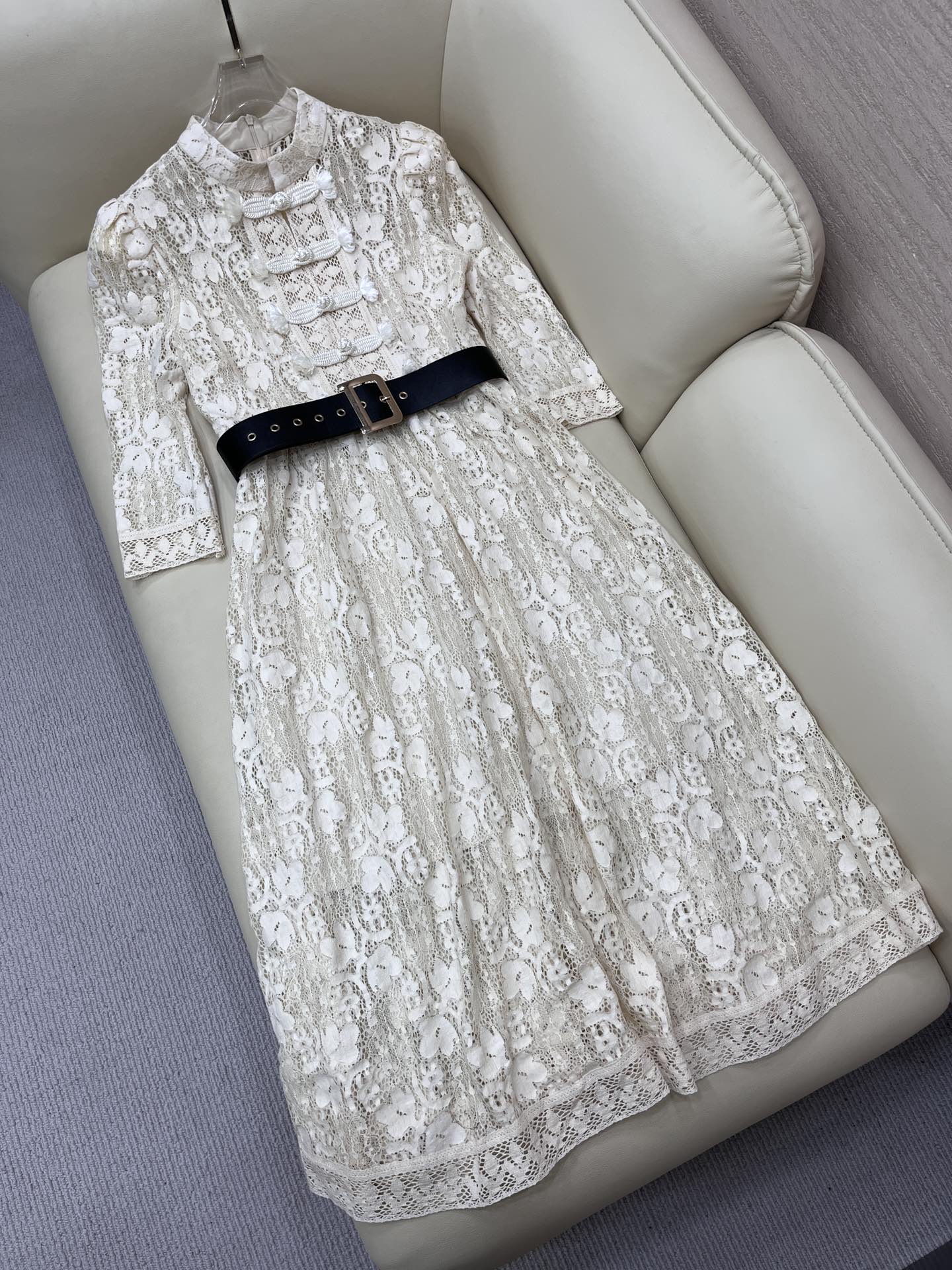 Casual Dresses 2023 European fashion brand custom lace patchwork dress with belt3008507