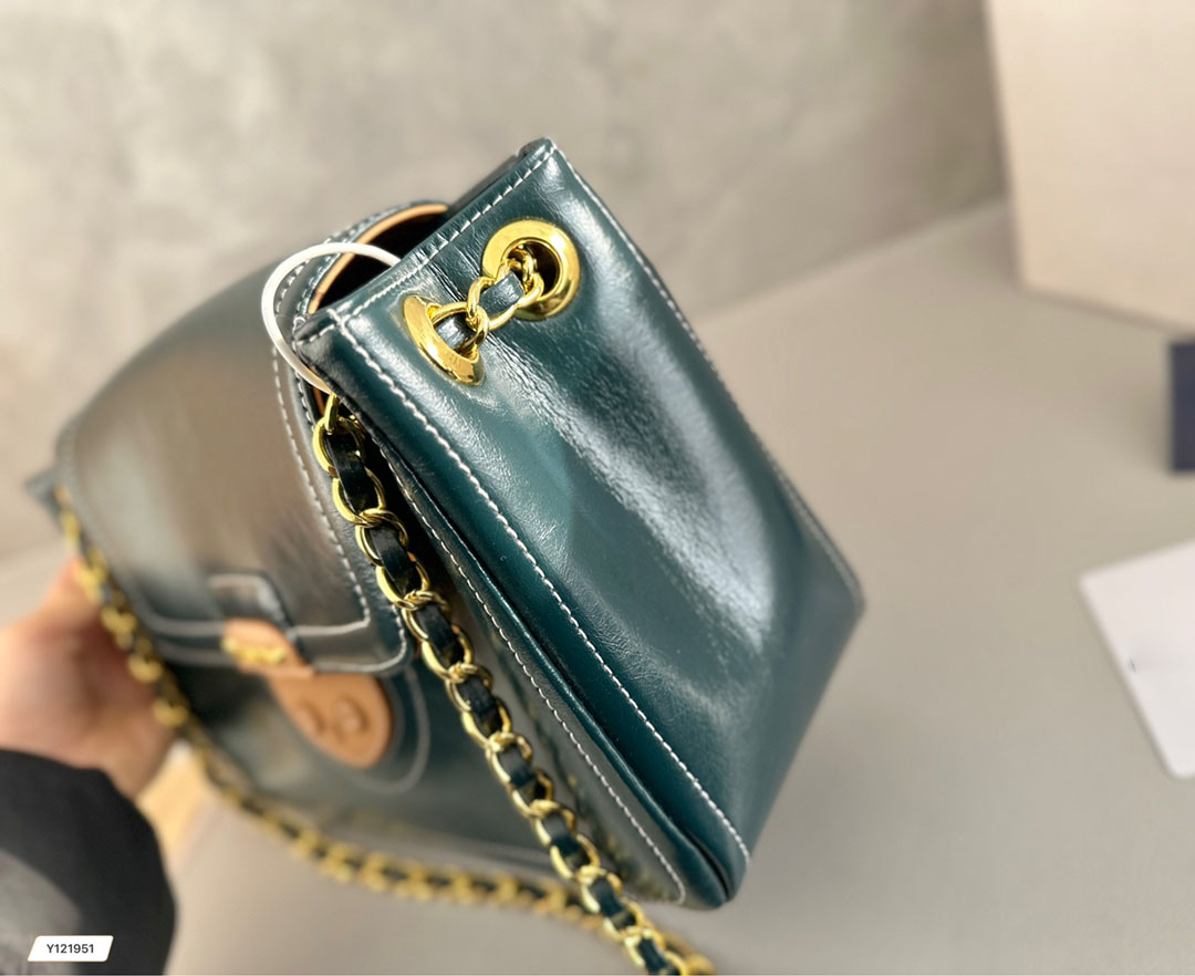 2023 Top Women Vintage Designer Bags Large Designers Totes Bags Patent Leather Shoulder Bags Black Lady Crossbody Messenger Bags Luxury Handbags Green Purse Clutch