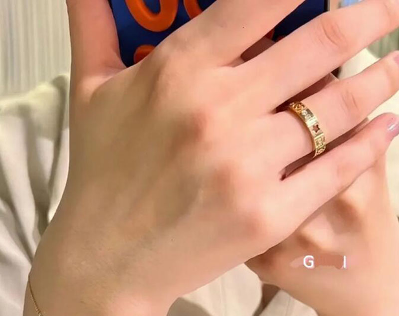 Modieuze en prachtige trouwring populaire designer ring 18k gouden vergulde klassieke kwaliteit sieraden accessoires geselecteerde geliefden geschenken voor vrouwen