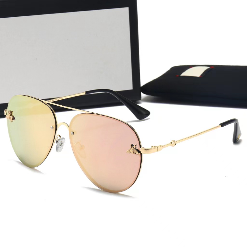 2022 Lunettes de soleil de créateurs pour hommes et femmes Petites abeilles Tendance de la mode Conduite Vêtements de voyage en plein air associés à une protection UV256n