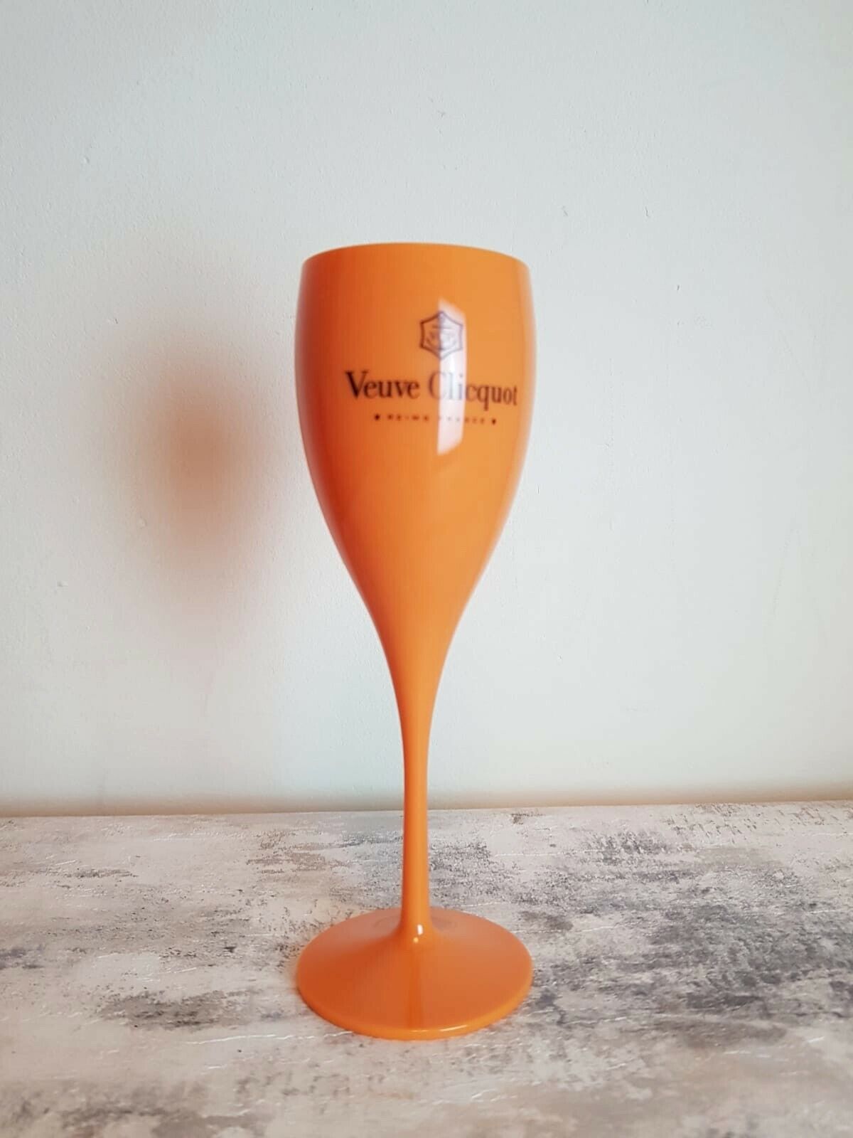 6x Veuve Clicquot Acrylic Plastic Champagne Orange Flutes Wine Glasses 180ml