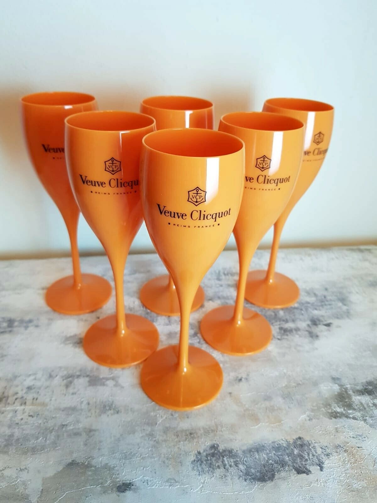 6x Veuve Clicquot Acrylic Plastic Champagne Orange Flutes Wine Glasses 180ml