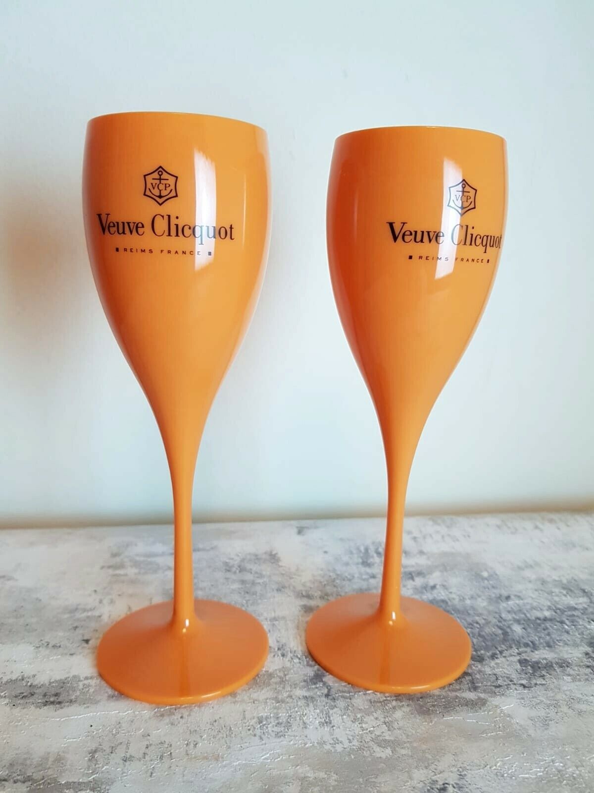6x Veuve Clicquot Acrylic Plastic Champagne Orange Flutes Wine Glasses 180ml