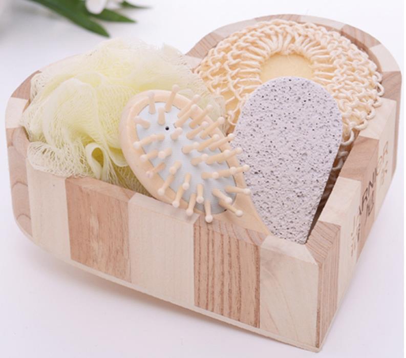 Promotional wood heart-shaped Gift box bath accessory Sisal sponge /comb Wooden/ Massage Brush/ spa/Bath Gift SN4778