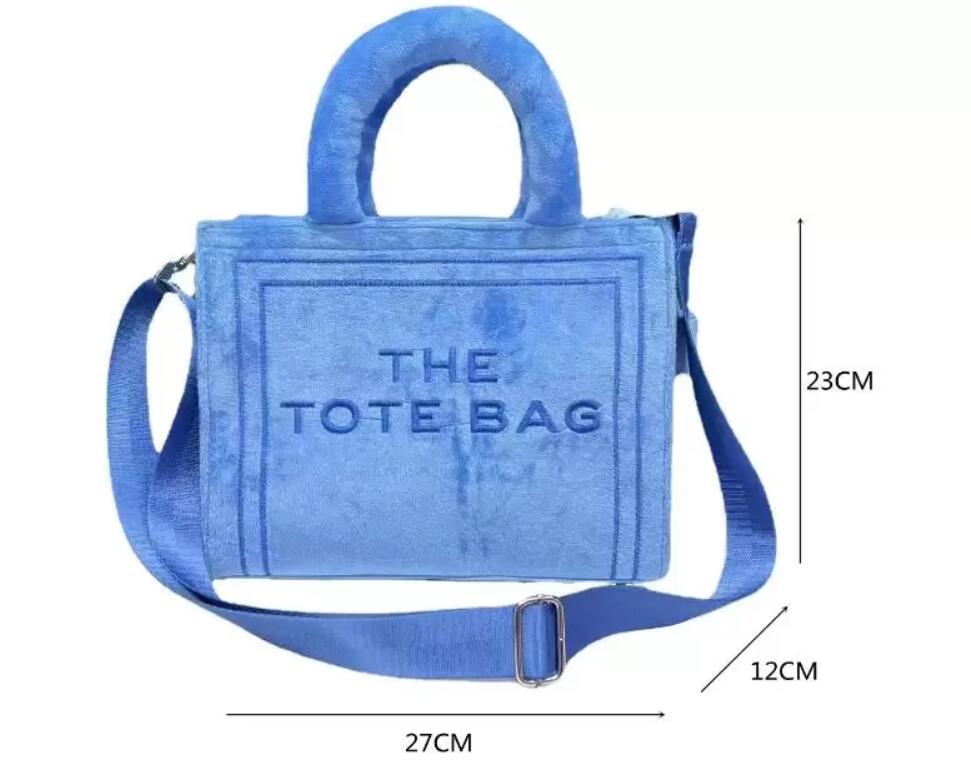 2023Autumn Kış Peluş Tote Çanta Tasarımcısı Kadın Çantalar Lüks Sahte Kürk Omuz Crossbody Moda Küçük Alışveriş Sitenleri 51688