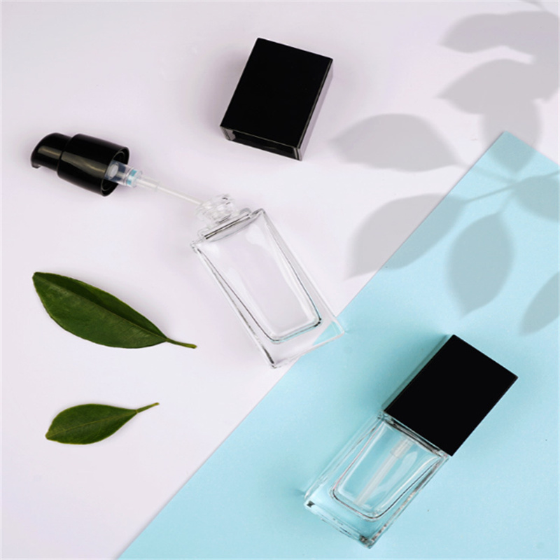 15 20 30 40ML Empty Clear Square Glass Emulsion Essence Bottle With Black Pump Head Cosmetic Containers For Lotion Cleanser Body Cream JL1738