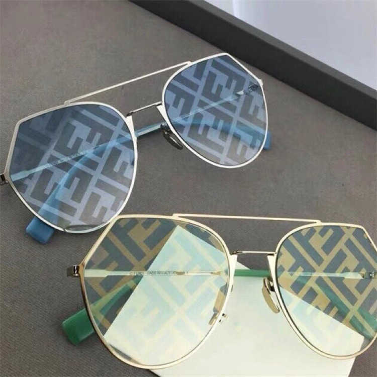 2024 Designer Fashion Nouveau Luxury Designer Sungass Sunglasses Wind-Ins Tide Metal Toad Print Lens Star Net Red Same Lunettes de soleil FF0329