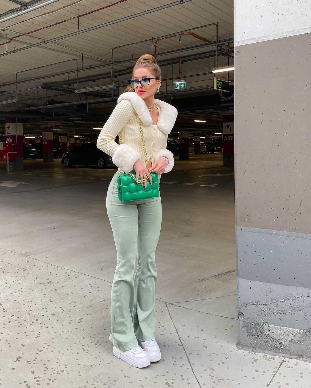 Projektantka torebka Venetas Green Dżinsy damskie w talii szczupły dopasowanie Slim Drop Bell Bottoms Pants Botega Belt Crossbody Bag LKSM7