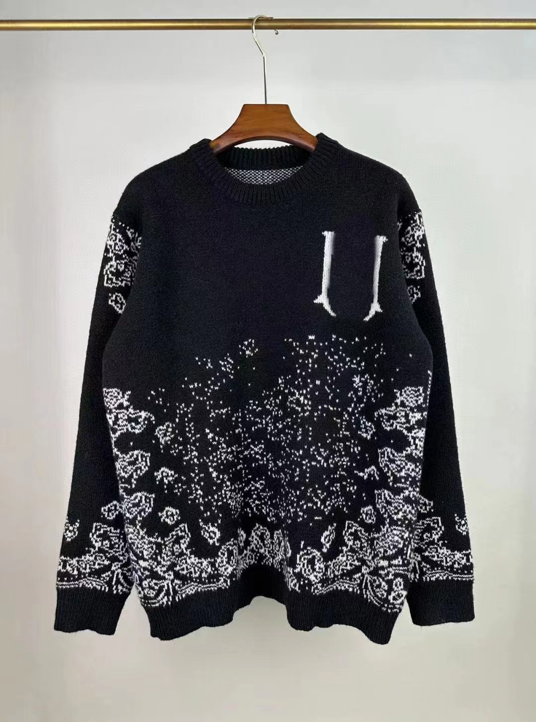 2024 SWEATER SWEATER SWEATOR SWEATER MĘŻCZYZNY KNILILE UK NECK 50% RECYCLED Poliester Chenille Wzór jest nowatorski