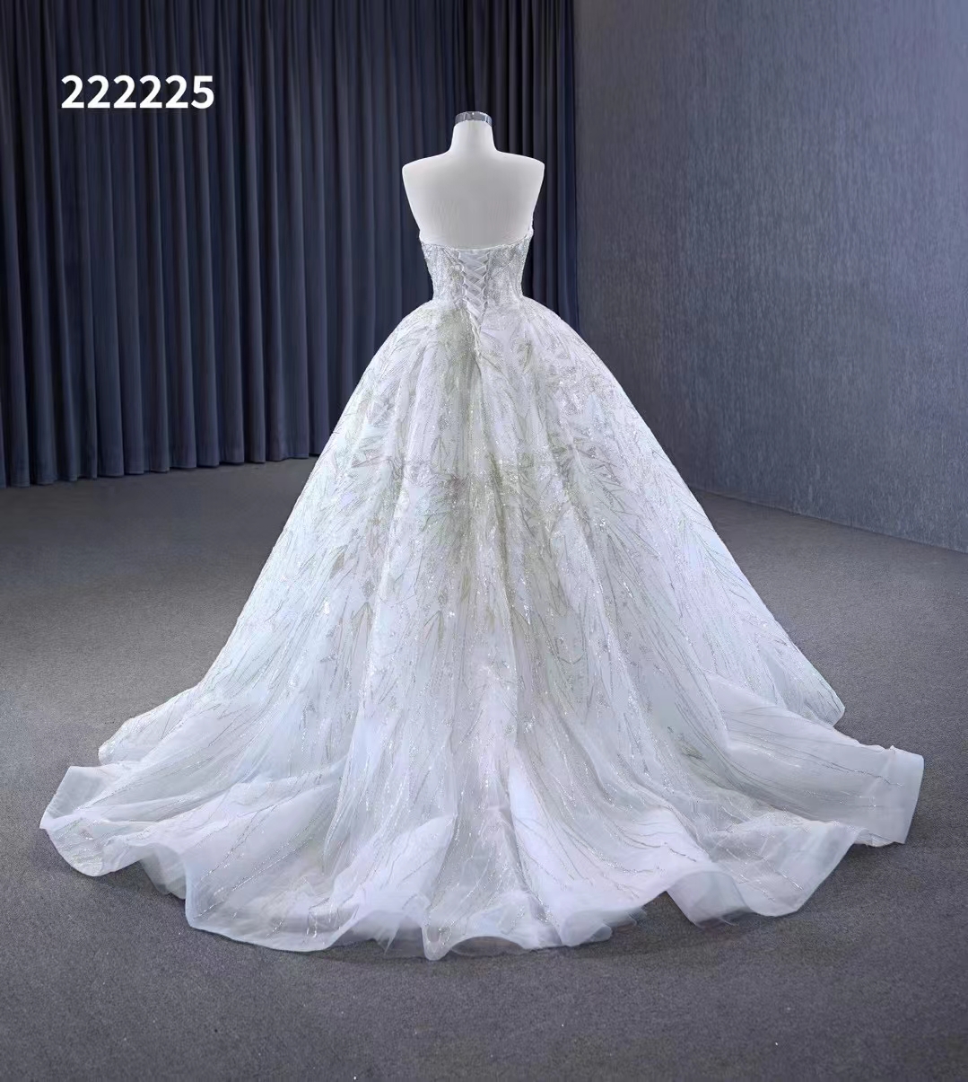 Abito da sposa a cuore lussuoso sequestro senza maniche in rilievo SM222225