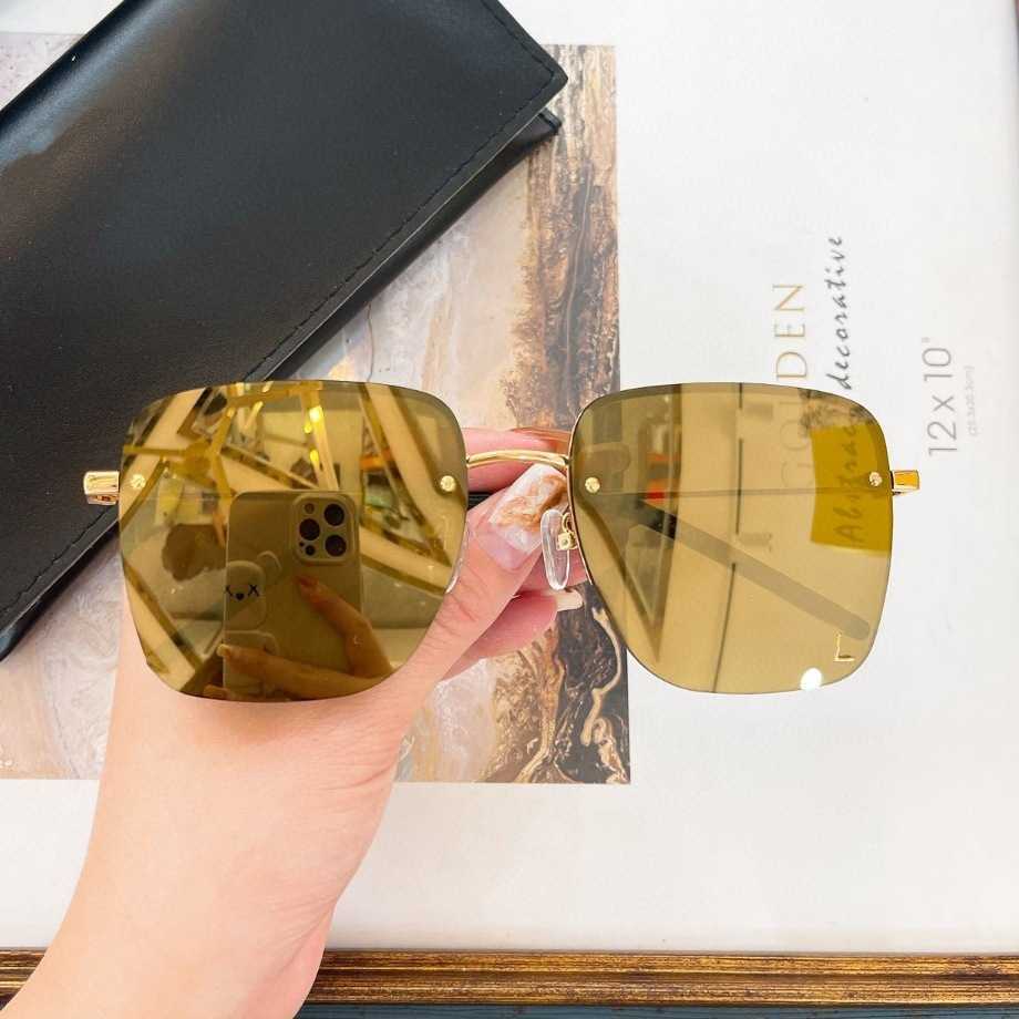 2023 Luxury Designer Sunglasses Spring/Summer New Metal Box Showcase Women's Small Faces Fashion Sunglasses Style 1