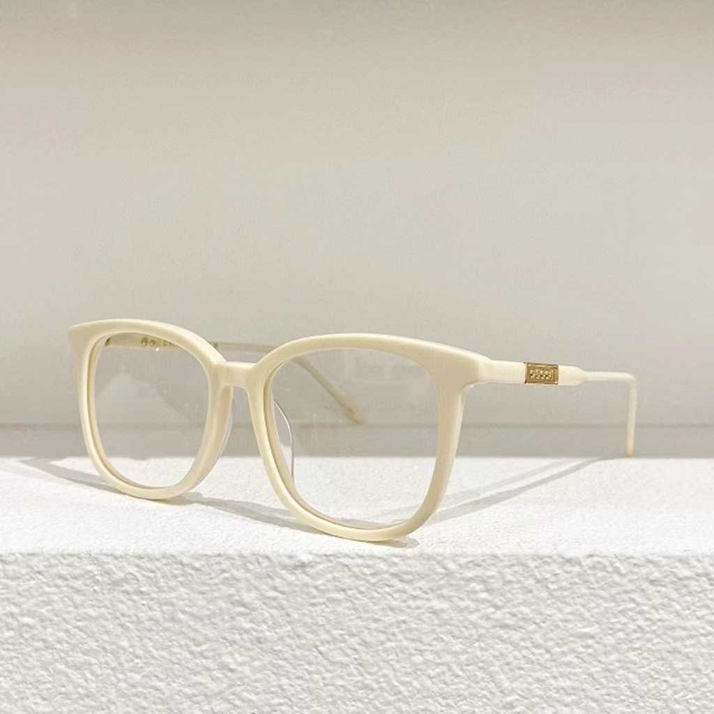 2023 럭셔리 디자이너 선글라스 G 가족의 새로운 온라인 레드 개인화 된 패션 선글라스 남성용 일본인 및 INS 스타일 여성 안경 프레임 GG1158SK