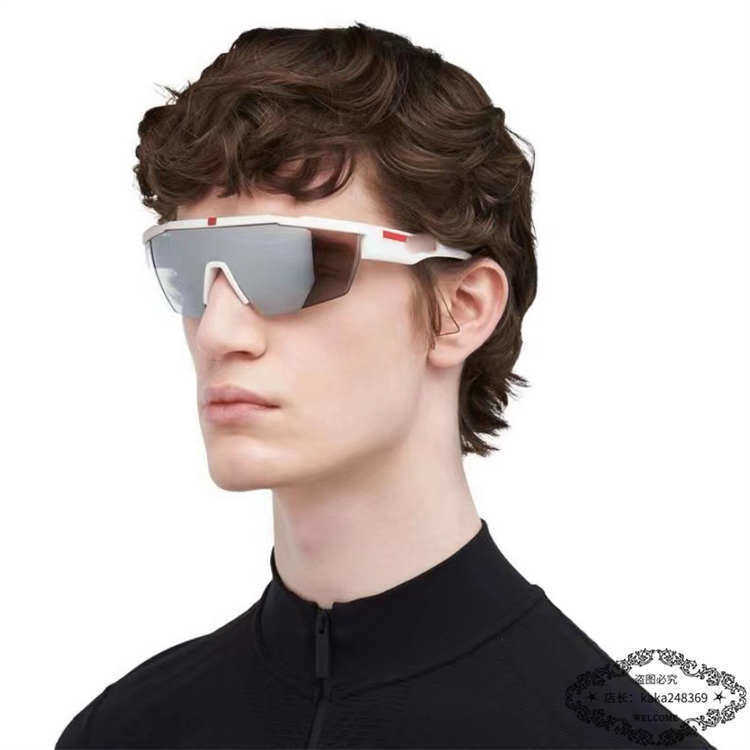 2024 Top Designers New Luxury Designer P's Large Frame Riding Solglasögon Net Red Stars Ski Goggles SPS03X-F Solglasögon