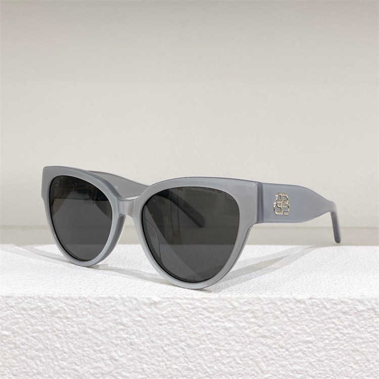 Novo designer de luxo B Família da Família Novo Plate Cat's Eye Men and Women Fashion Ins Star Sunglasses BB0050