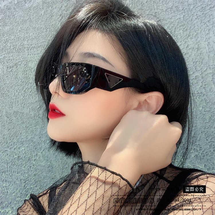 2023 luxury designer 23 New P family small square sunglasses women's ins net red same style personalized plate Sunglasses SPR09Z