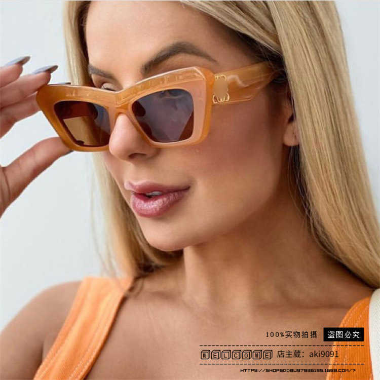 Nouveau designer de luxe 2023 Luo Yijia lunettes de soleil yeux de chat en forme de papillon photos de rue en ligne rouge INS les mêmes lunettes de soleil LW400361